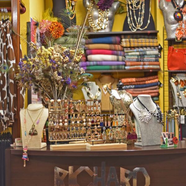 Sobre nosotros Richard Moda Joven 4